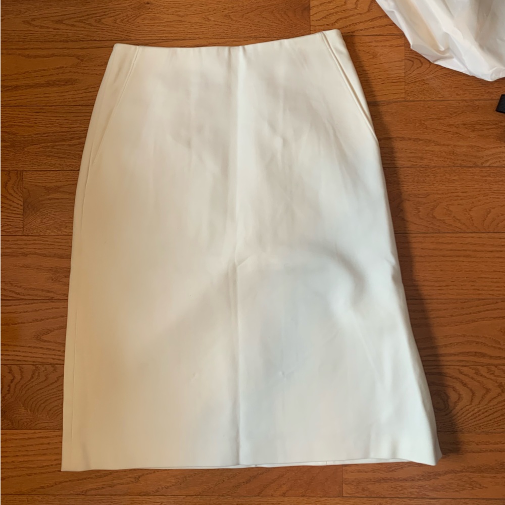 Aline ponte skirt with side slit detail